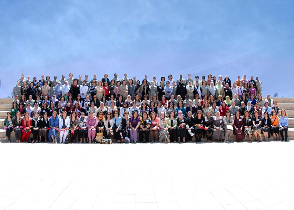 Discussing Issues, Northern Iraq Women's Conference