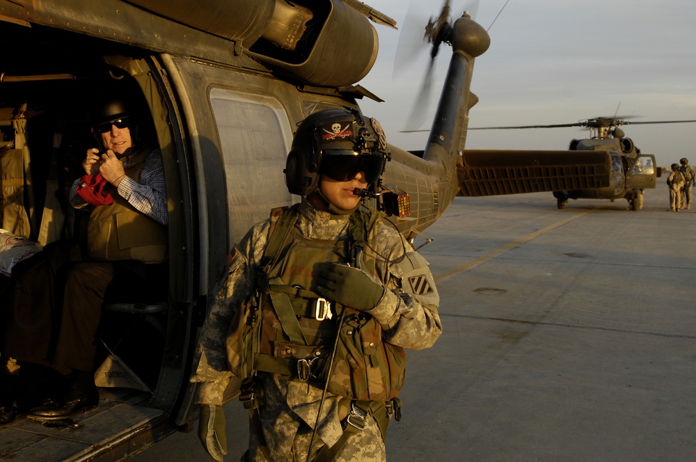 Sen. McCain visits Iraq