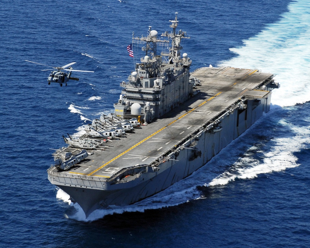 USS Peleliu in South China Sea