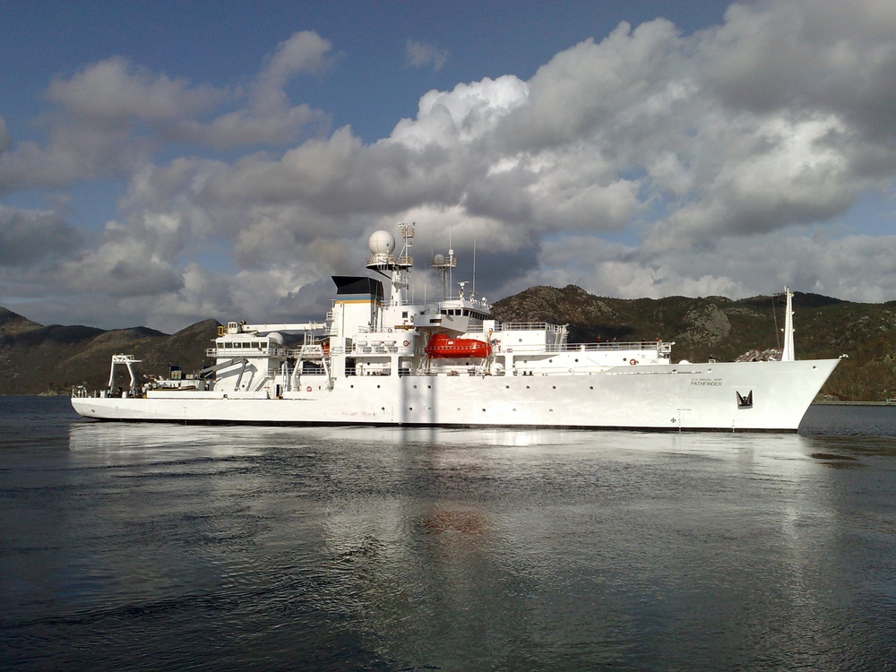 USNS Pathfinder at Sea