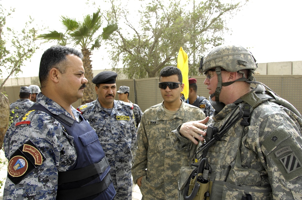 Working with the Iraqi national police in Jisr Diyala