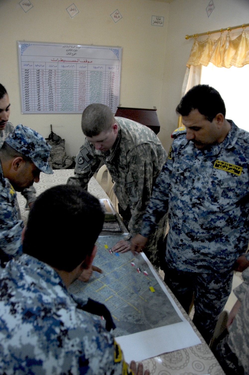 Working with the Iraqi national police in Jisr Diyala