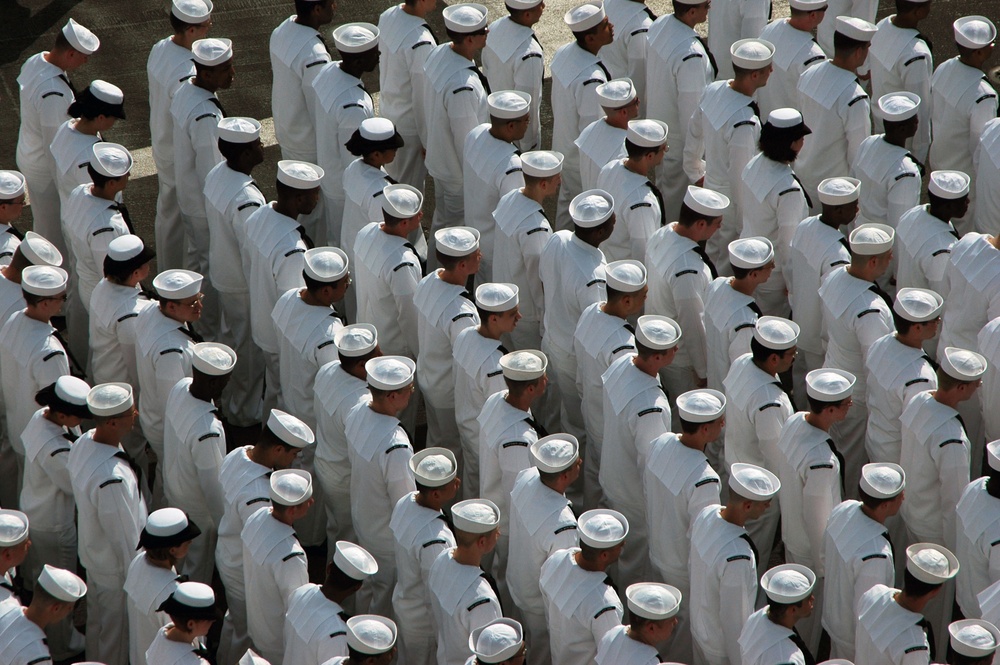 USS Kitty Hawk returns home for decommissioning