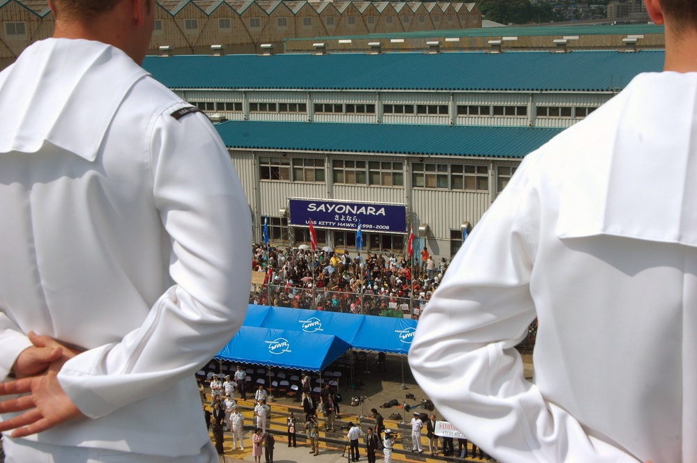 USS Kitty Hawk returns home for decommissioning