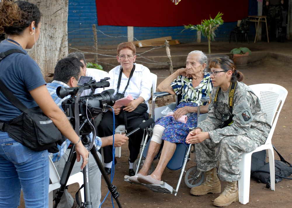 U.S. service members conduct Continuing Promise 2008