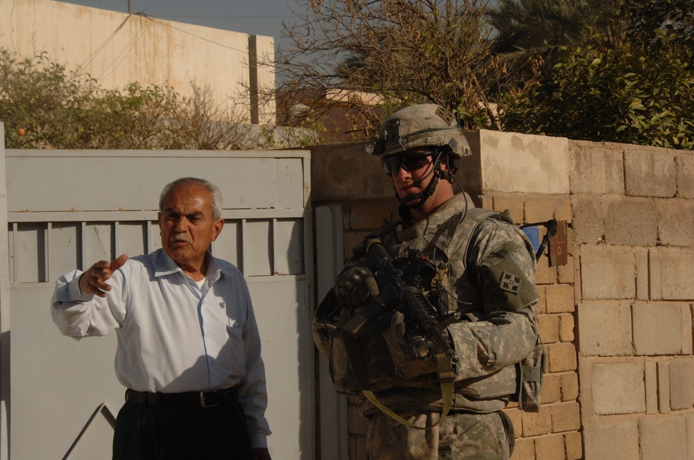 Combined Patrol with Iraqi police