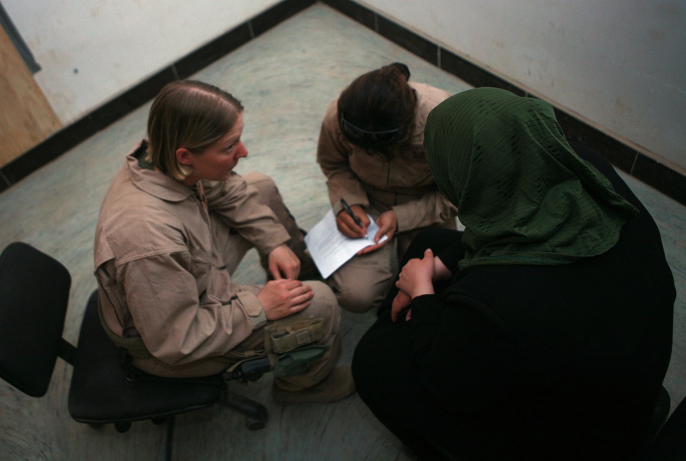 Combat Logistics Battalion-1 Marines train Sisters of Ferris