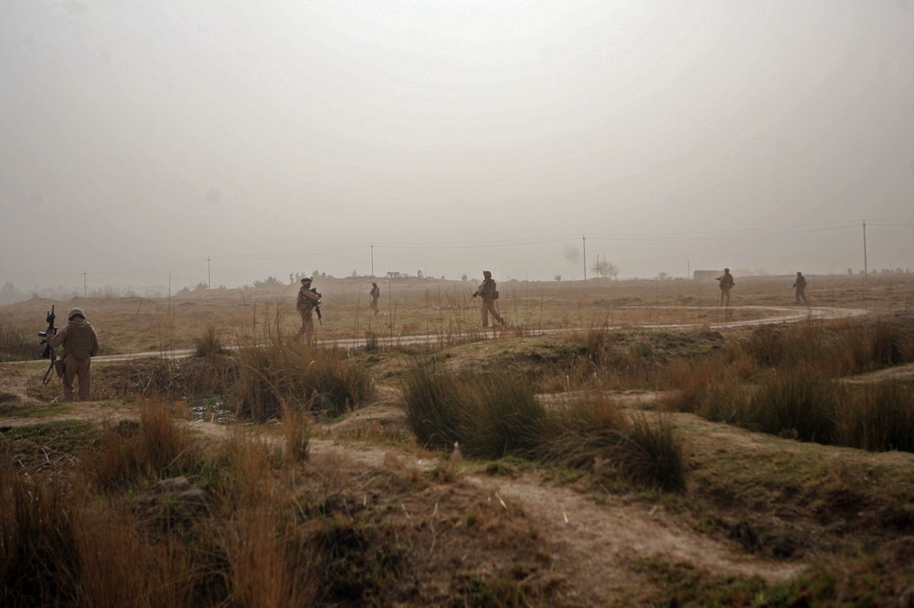 Lowered violence in Iraq gives hope to Marines, Iraqis
