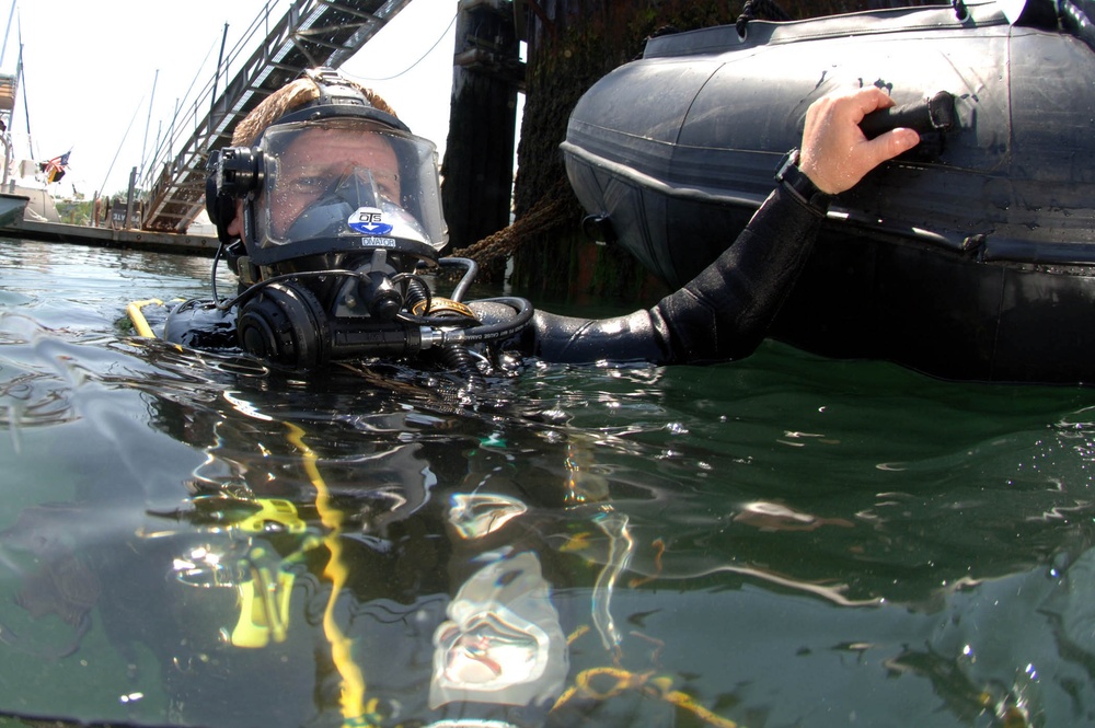 Diving Operations during a Frontier Sentinel scenario