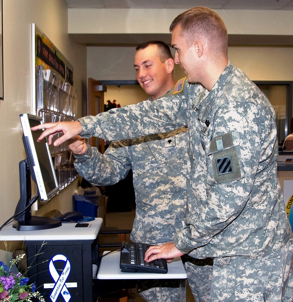 Troops, Families Rack Up College Credits During Deployment