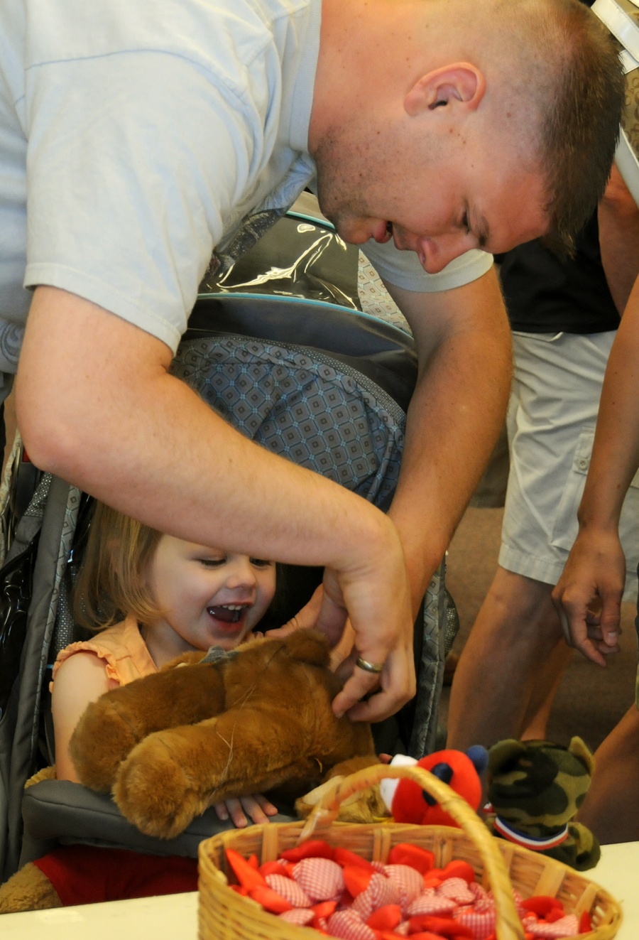 Helping families 'bear' through deployment