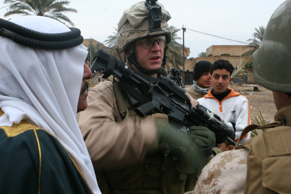 Addressing the garbage in Al Anbar province