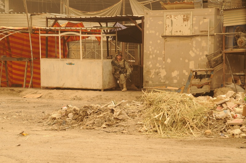 Iraqis rebuild market brick by brick