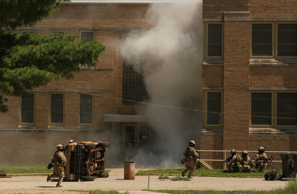 Hollywood effects, Muscatatuck's buildings make Marine-friendly training