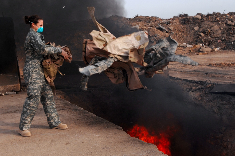 332nd Expeditionary Medical Support Squadron at work in Iraq