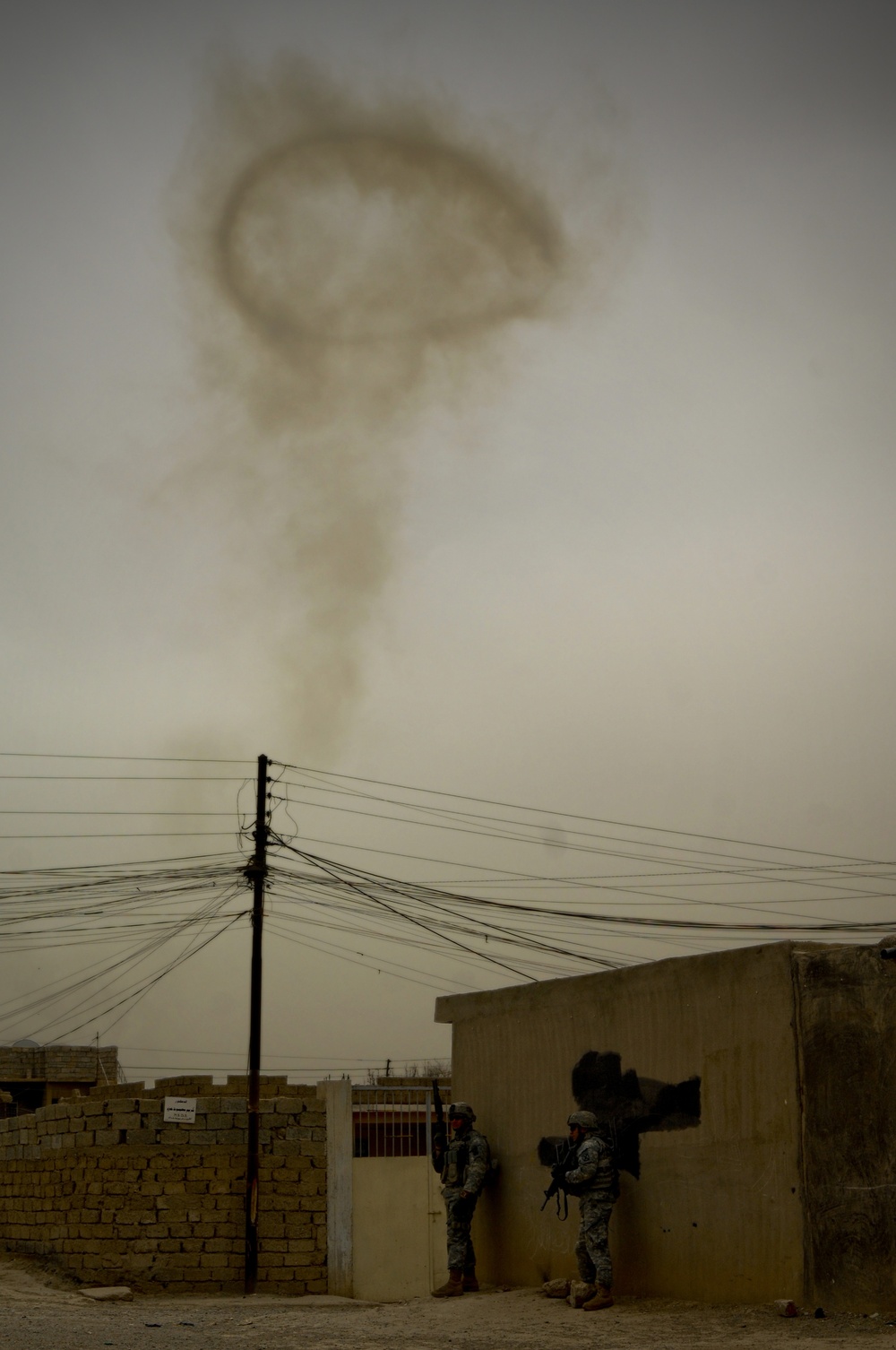 Soldiers mingle with Kirkuk locals during patrol