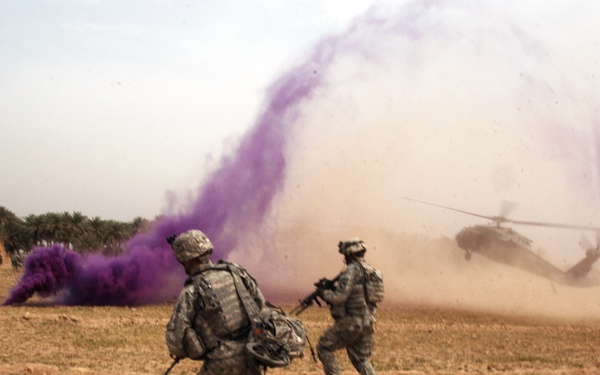 Soldiers fly off after cache search