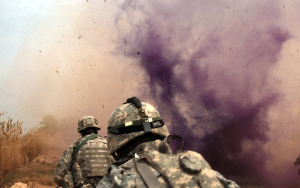 Soldiers fly off after cache search