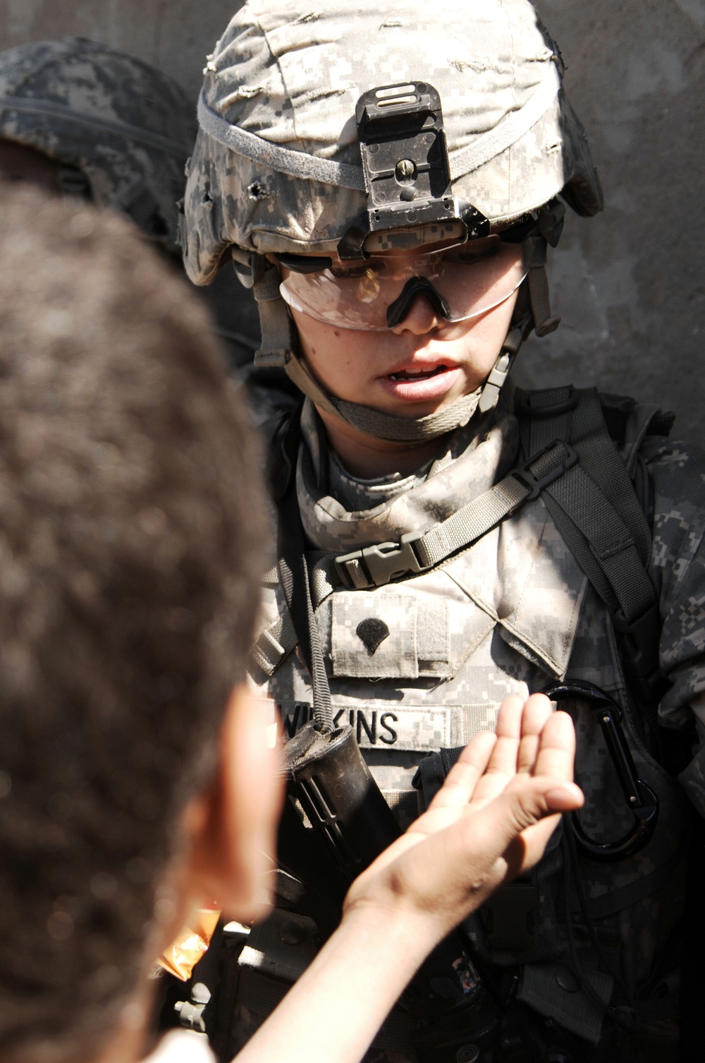 Iraqi, U.S. soldiers conduct medical assistance program