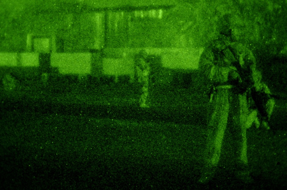 DVIDS - Images - Combat inspection performed [Image 4 of 12]