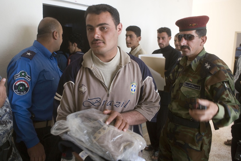 Training course for Iraqi policemen