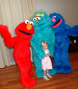 America Supports You: Elmo Visits Military Kids to Help With Deployment Stress