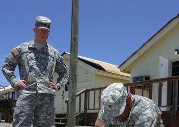 Non-Medical Soldiers Help Save Lives