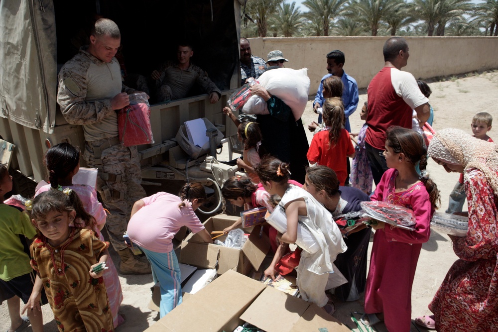 Marines Conduct Cooperative Medical Engagement