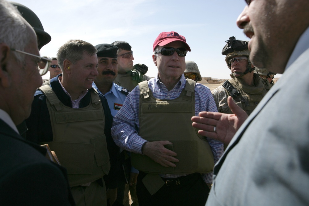 Senator McCain visits Marines, Iraqi's in Al Anbar province