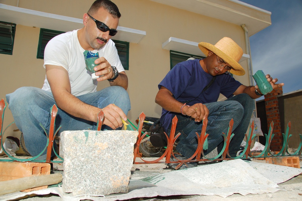 USNS Mercy in Vietnam
