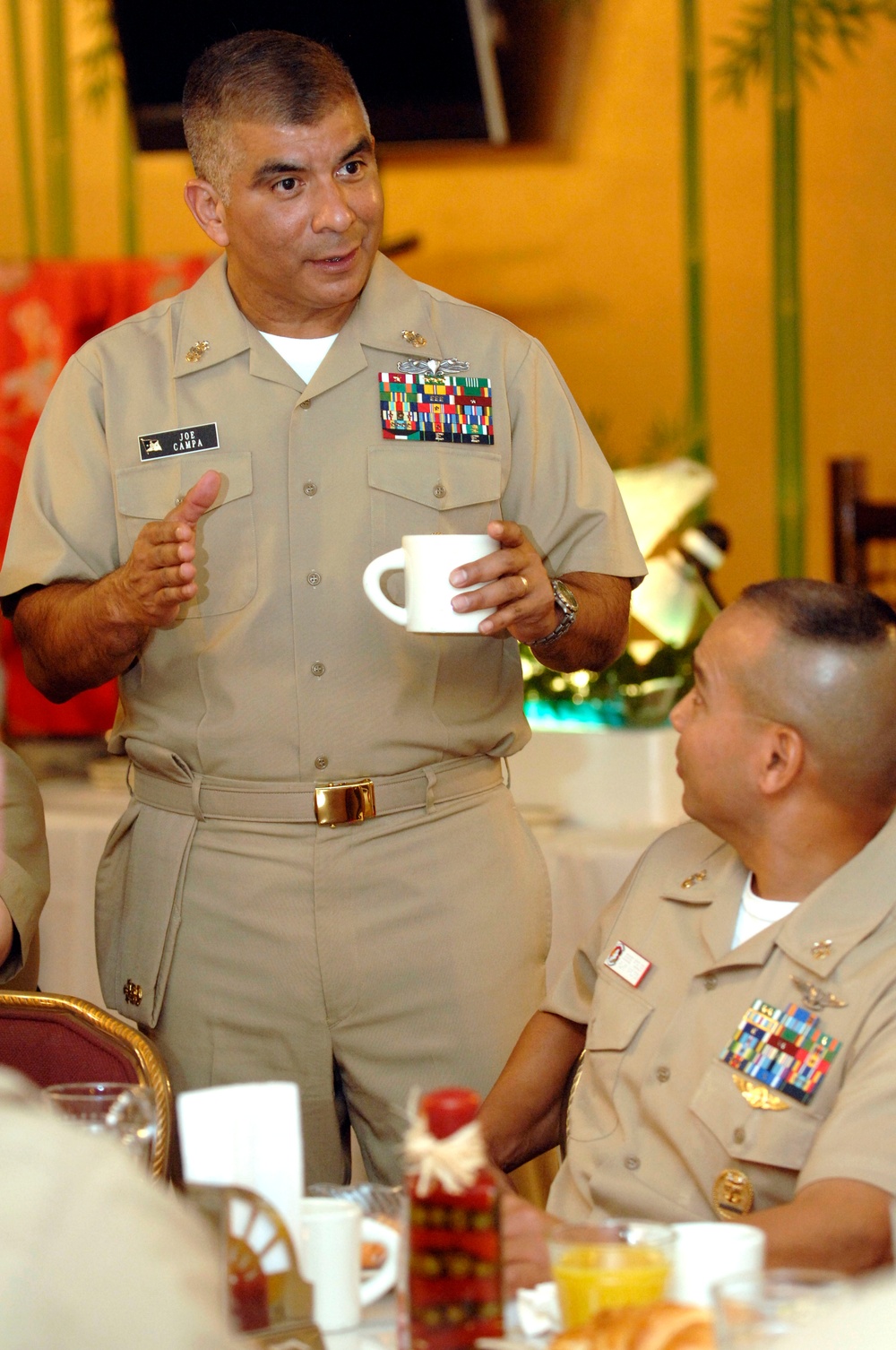 Top Navy enlisted visits Sailors in Japan