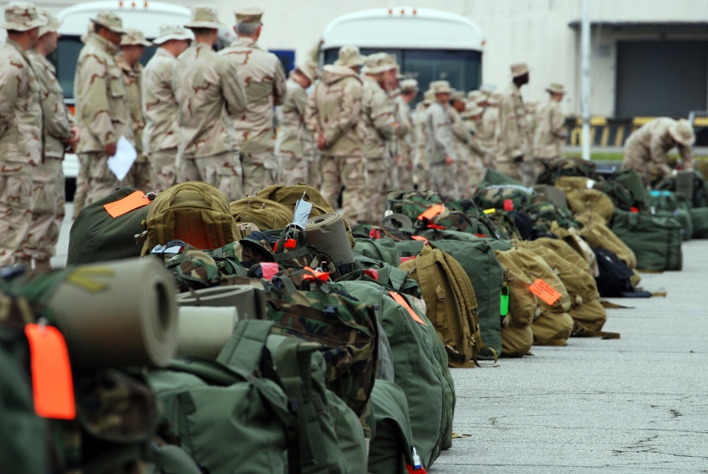 Seabees deploy to Iraq