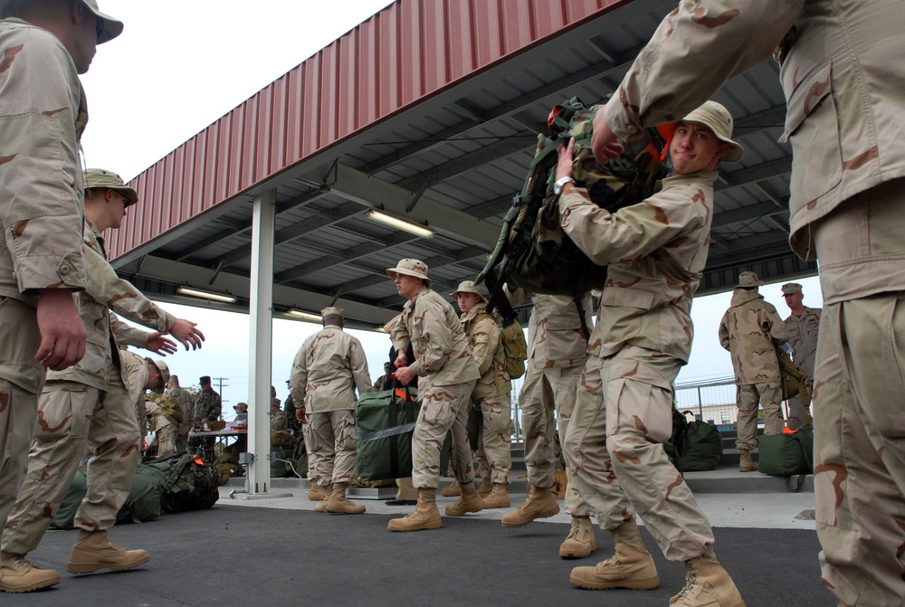 Seabees deploy to Iraq