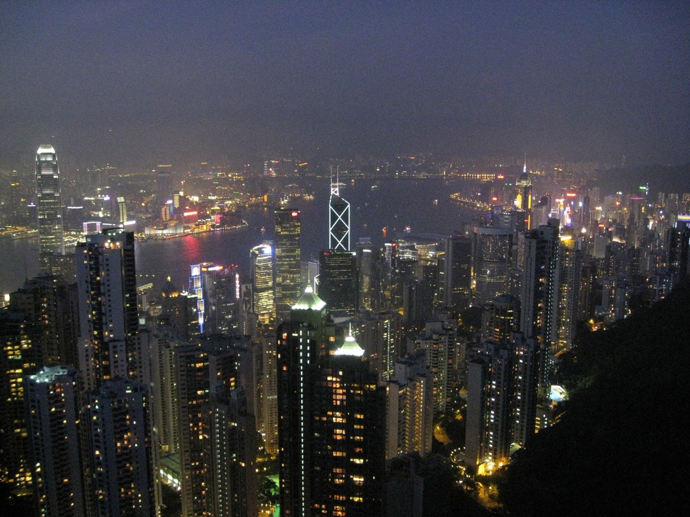 USS Nimitz visits Hong Kong