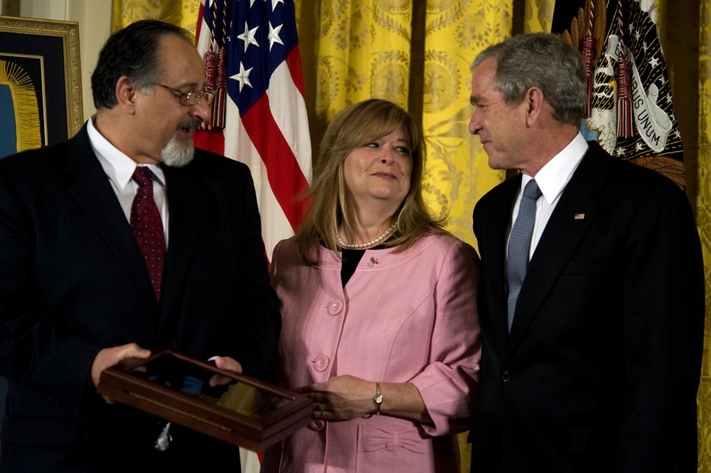 Monsoor family receives Medal of Honor