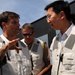 Chief of Singapore navy visits Abraham Lincoln