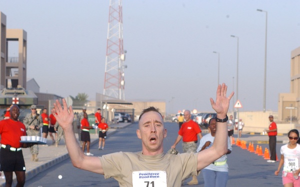 Thousands run Peachtree in Kuwait