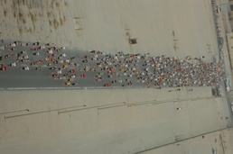 Thousands run Peachtree in Kuwait