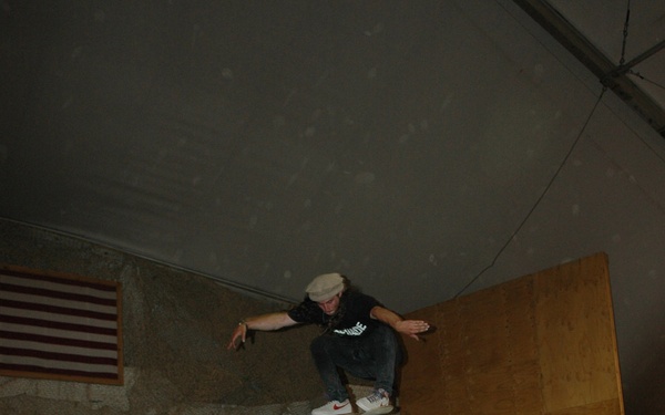 Visiting X-Games athletes experience extreme living - Soldier style