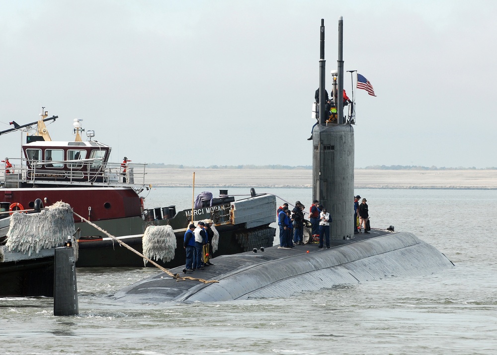 Los Angeles Class fast-attack submarine