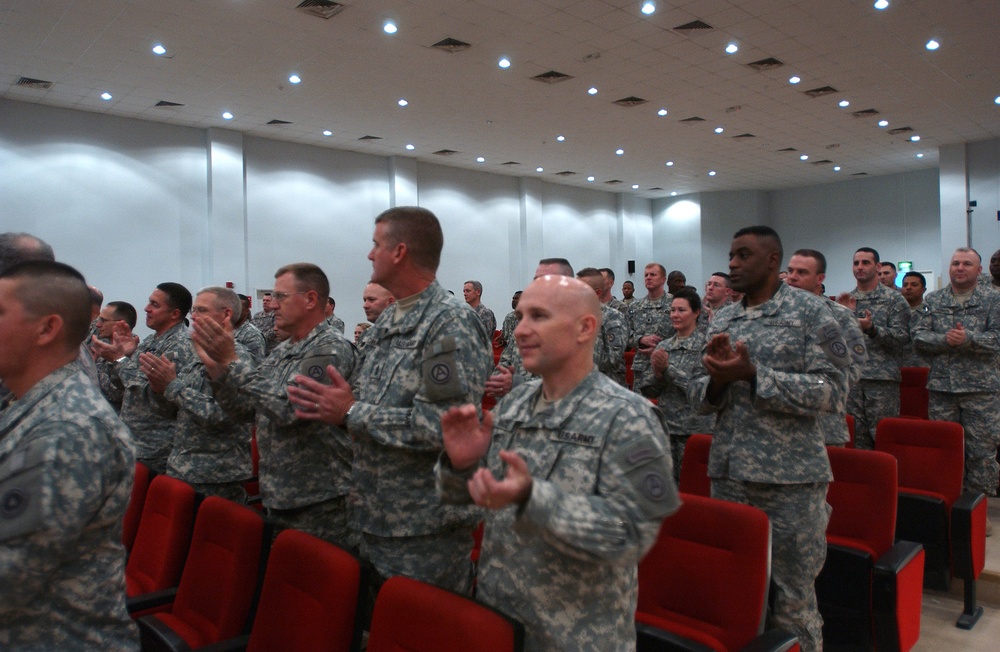 Camp Arifjan Soldiers Reenlist on Independence Day