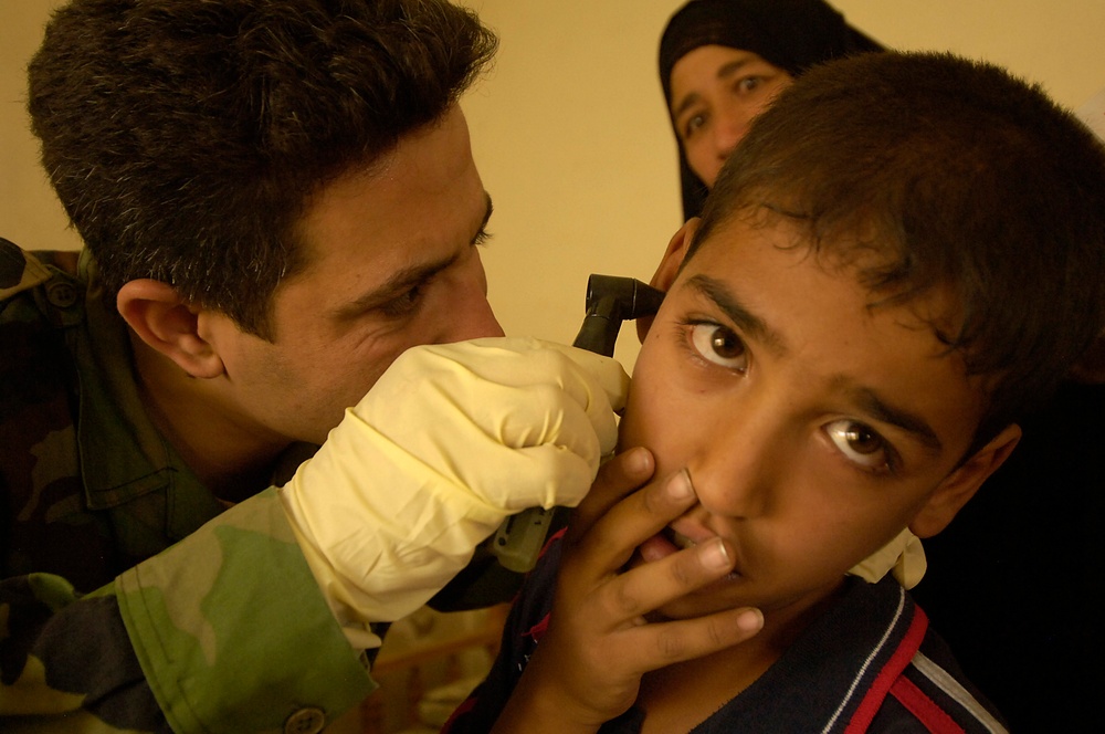 Iraqi Civilians Receive Medical Attention by Iraqi Army