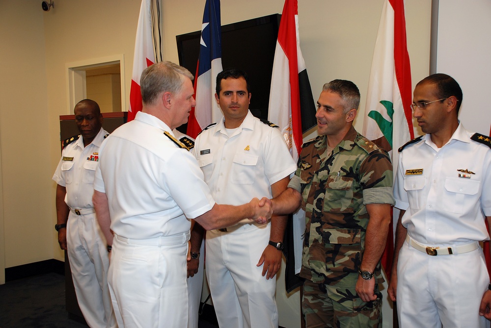 CNO visits International Surface Warfare Officers School