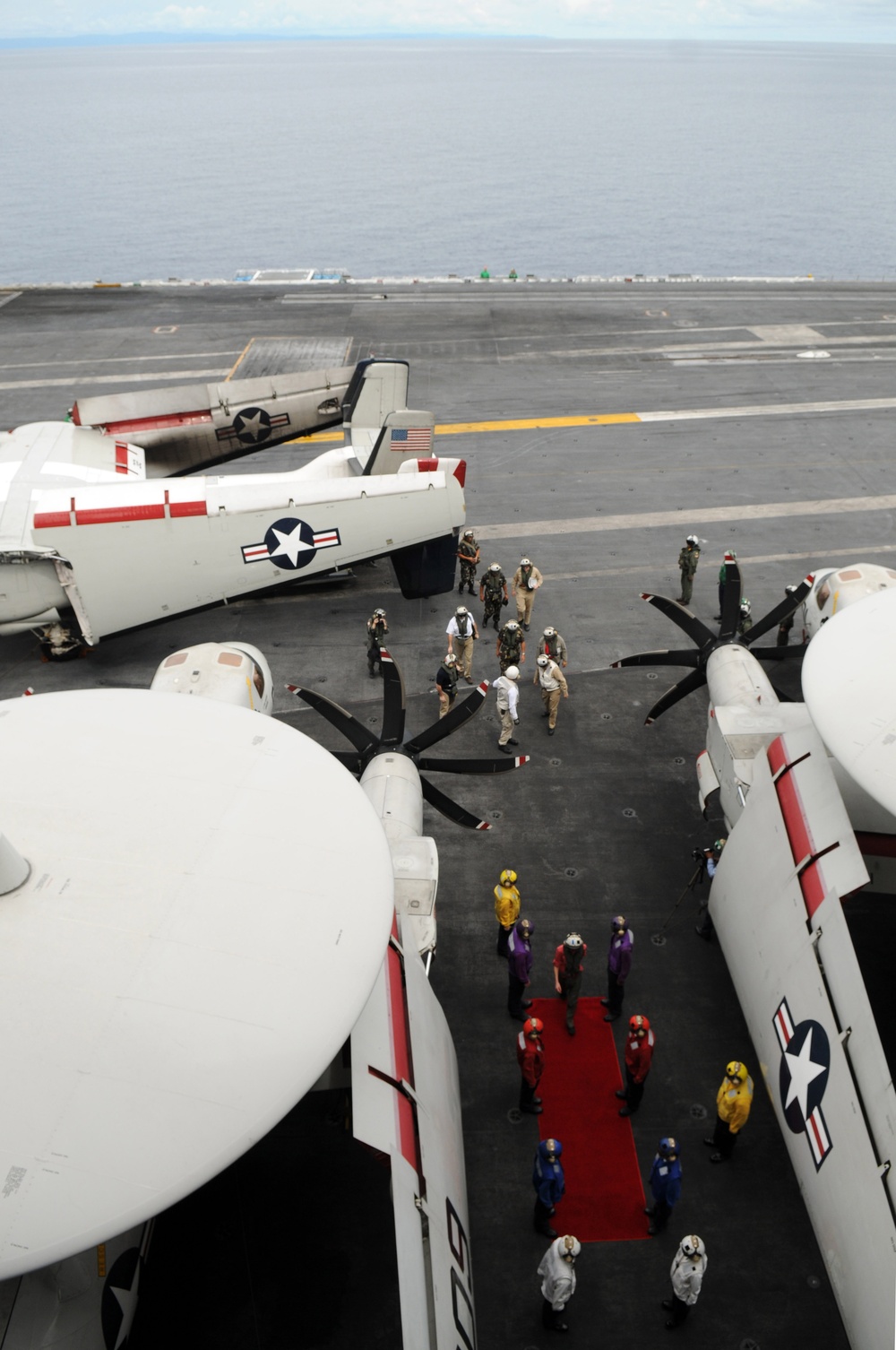 U.S. Navy relief efforts for Typhoon Fengshen