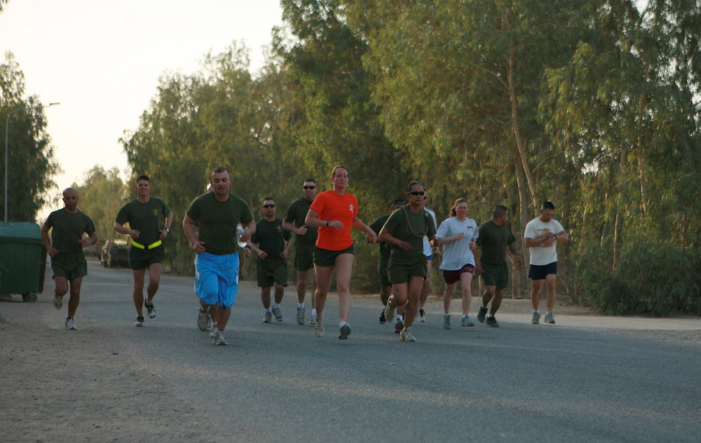 CLB-1 H&amp;amp;S Marines observe Independence Day with 5 mile run