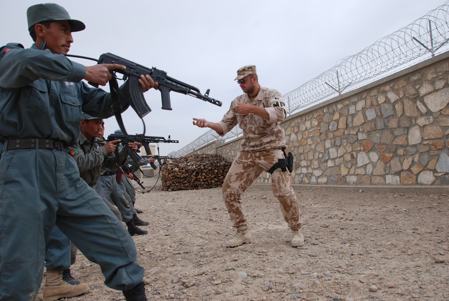 Czech soldiers train 36 ANP cadets