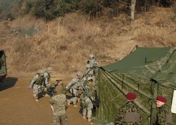 Joint Casualty Evacuation Exercise During Foal Eagle 2008