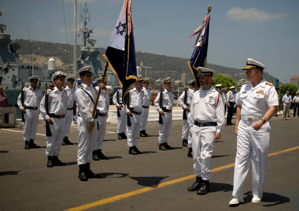 CNO visits Haifa Naval Base