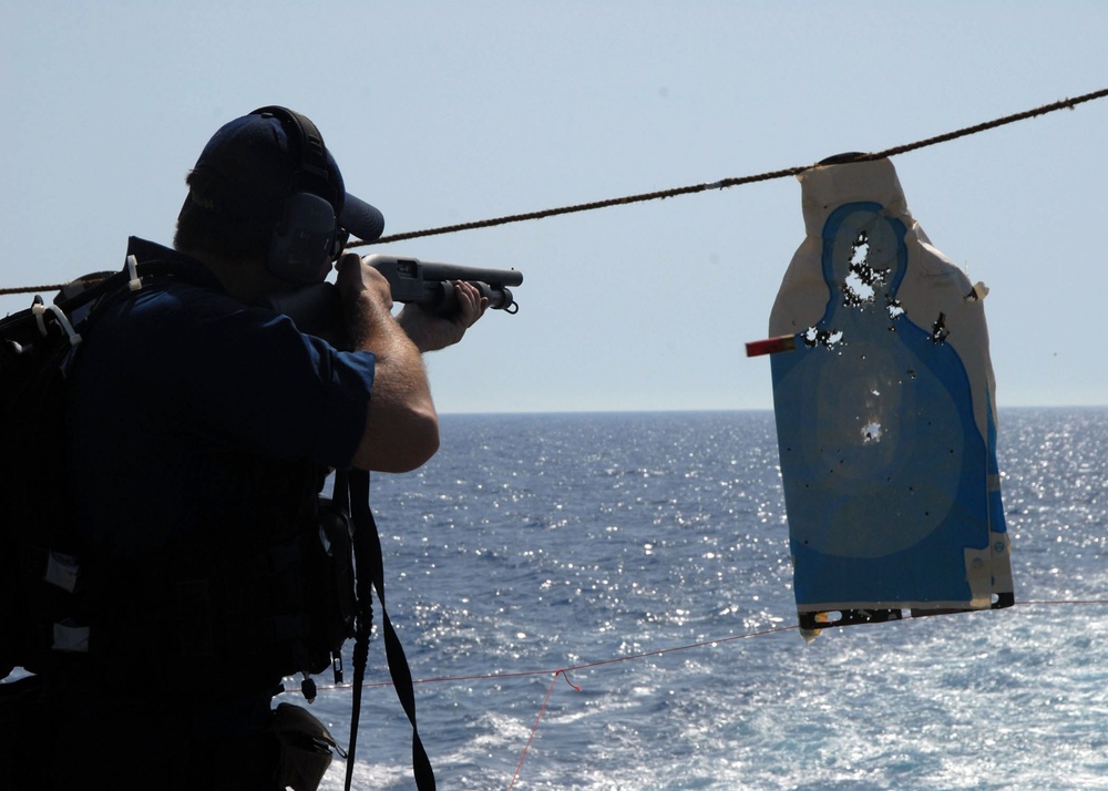 USS Bulkeley gun-firing procedures
