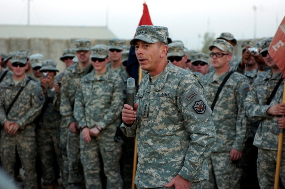 General Petraeus visit to FOB Kalsu